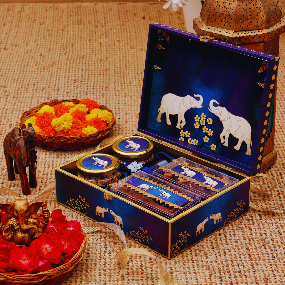 GAJRAAJ Trunk